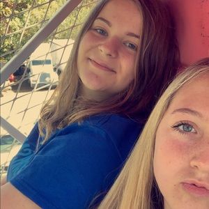 Meet your Posher, Olivia